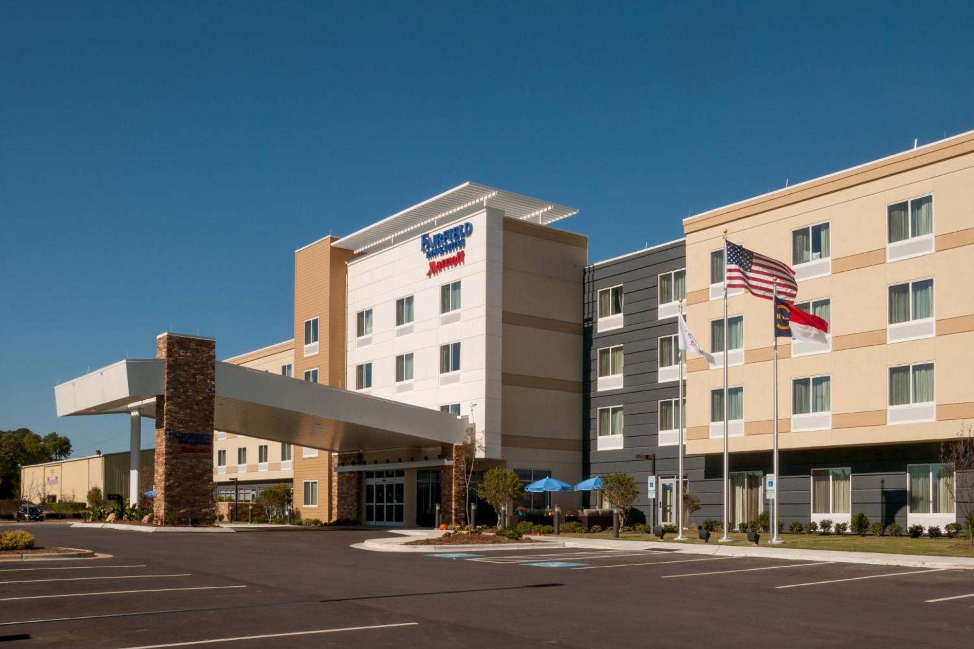 Fairfield Inn & Suites By Marriott Fayetteville North Luaran gambar