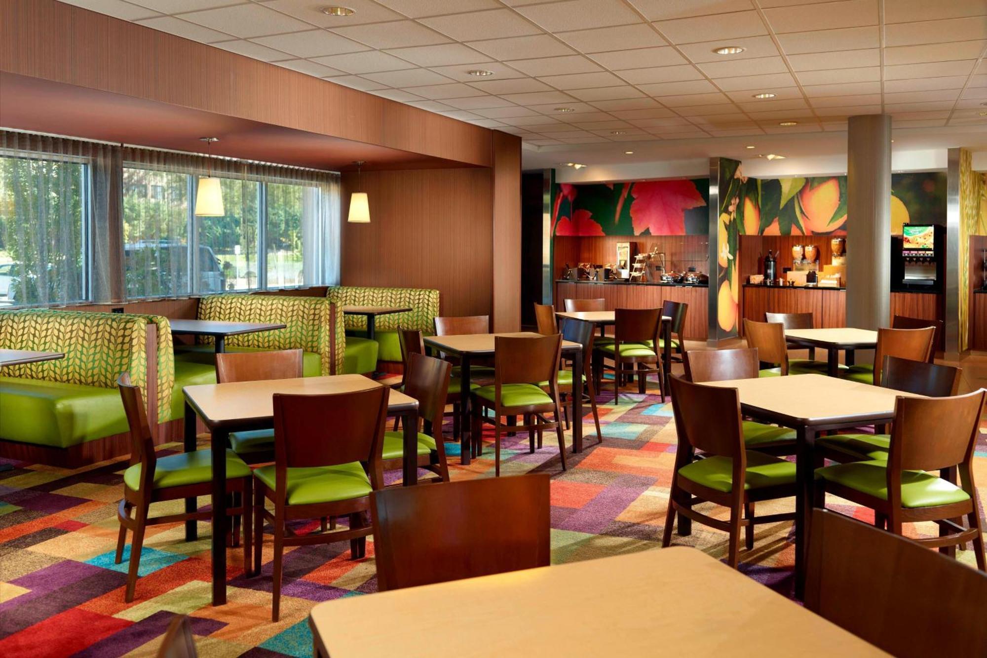 Fairfield Inn & Suites By Marriott Fayetteville North Luaran gambar