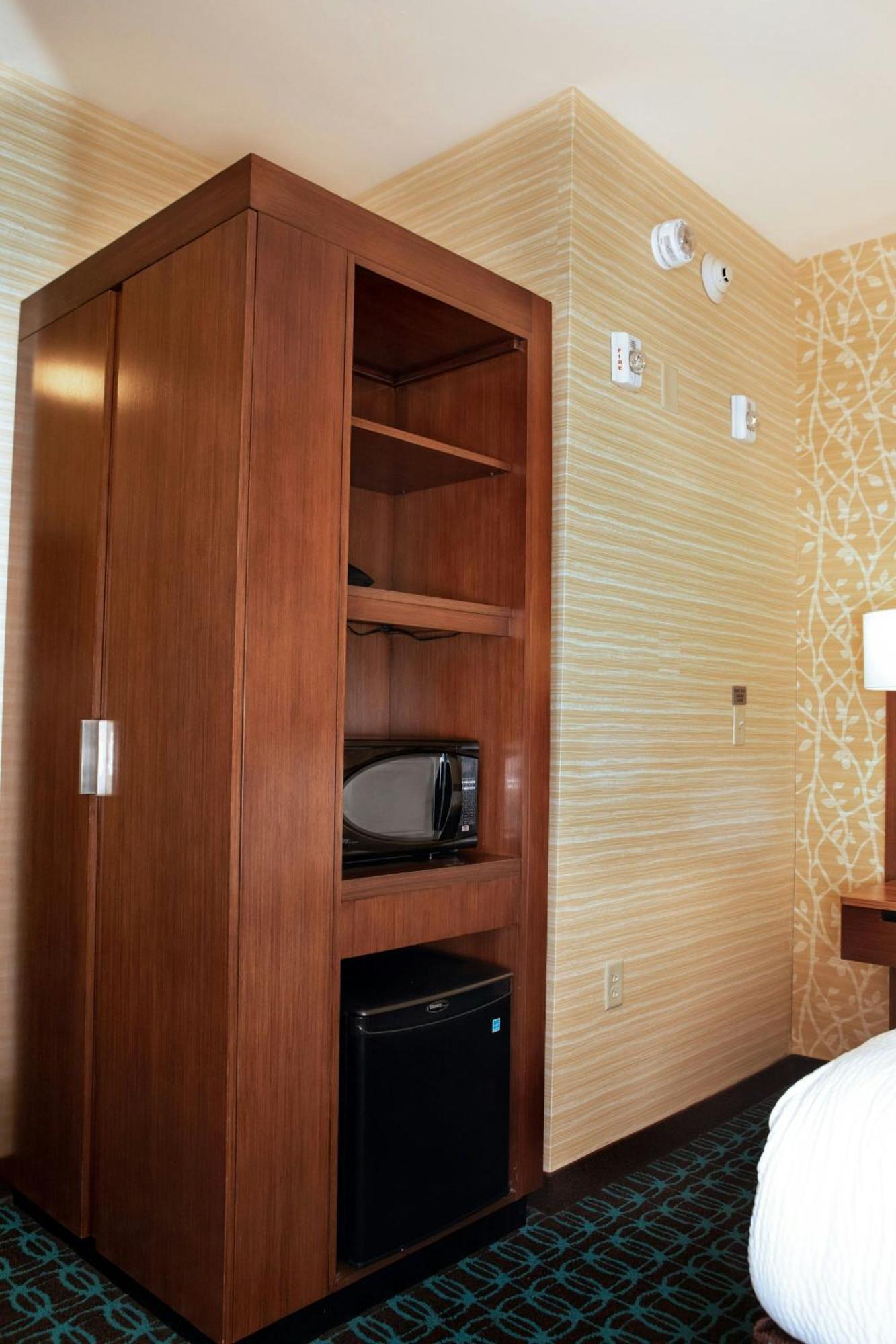 Fairfield Inn & Suites By Marriott Fayetteville North Luaran gambar