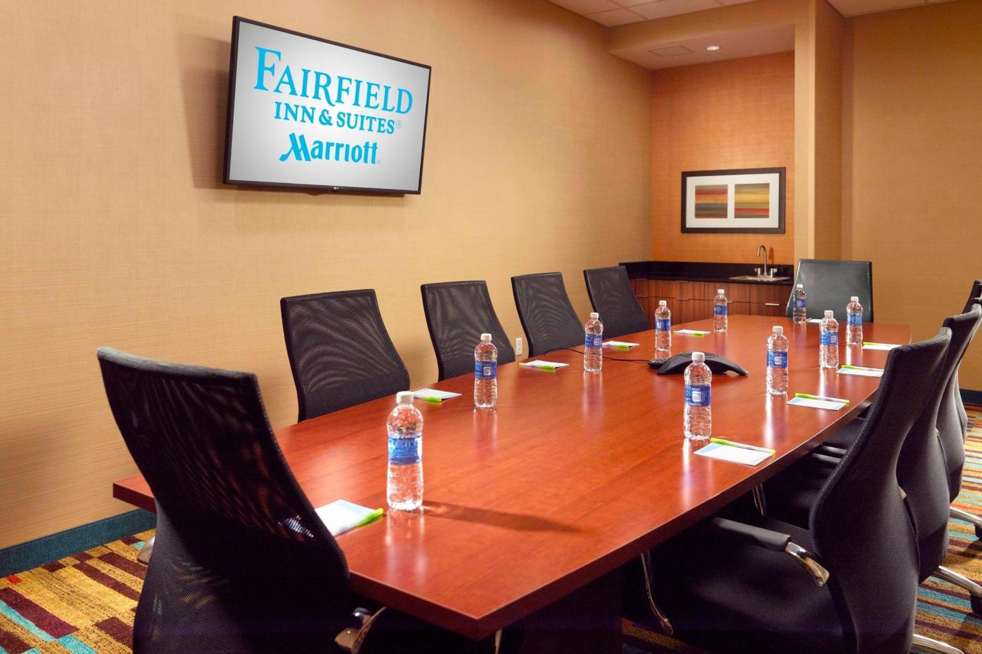Fairfield Inn & Suites By Marriott Fayetteville North Luaran gambar