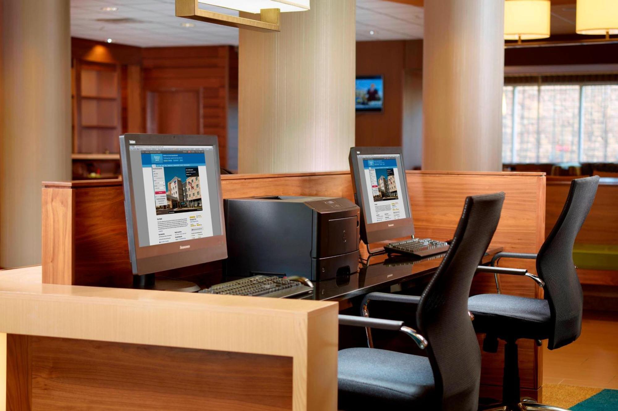 Fairfield Inn & Suites By Marriott Fayetteville North Luaran gambar