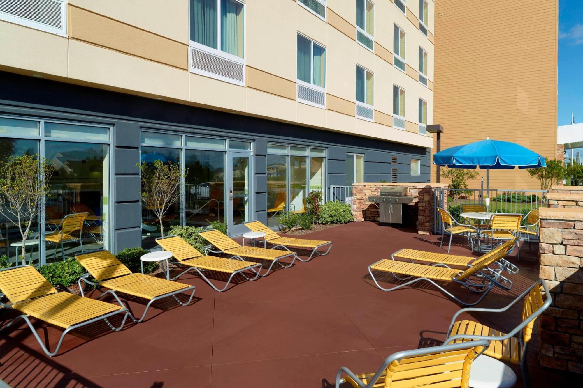 Fairfield Inn & Suites By Marriott Fayetteville North Luaran gambar