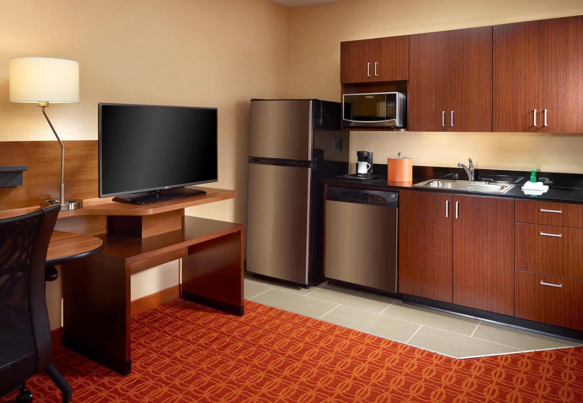 Fairfield Inn & Suites By Marriott Fayetteville North Luaran gambar